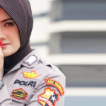 Herlina Swandy – Polwan Cantik Yang Siap Sedia Menjalankan Tugas Negara