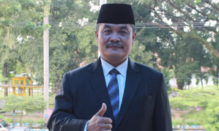 Thonsom Pranggono – Dulu Ingin Gabung Militer, Kini PNS